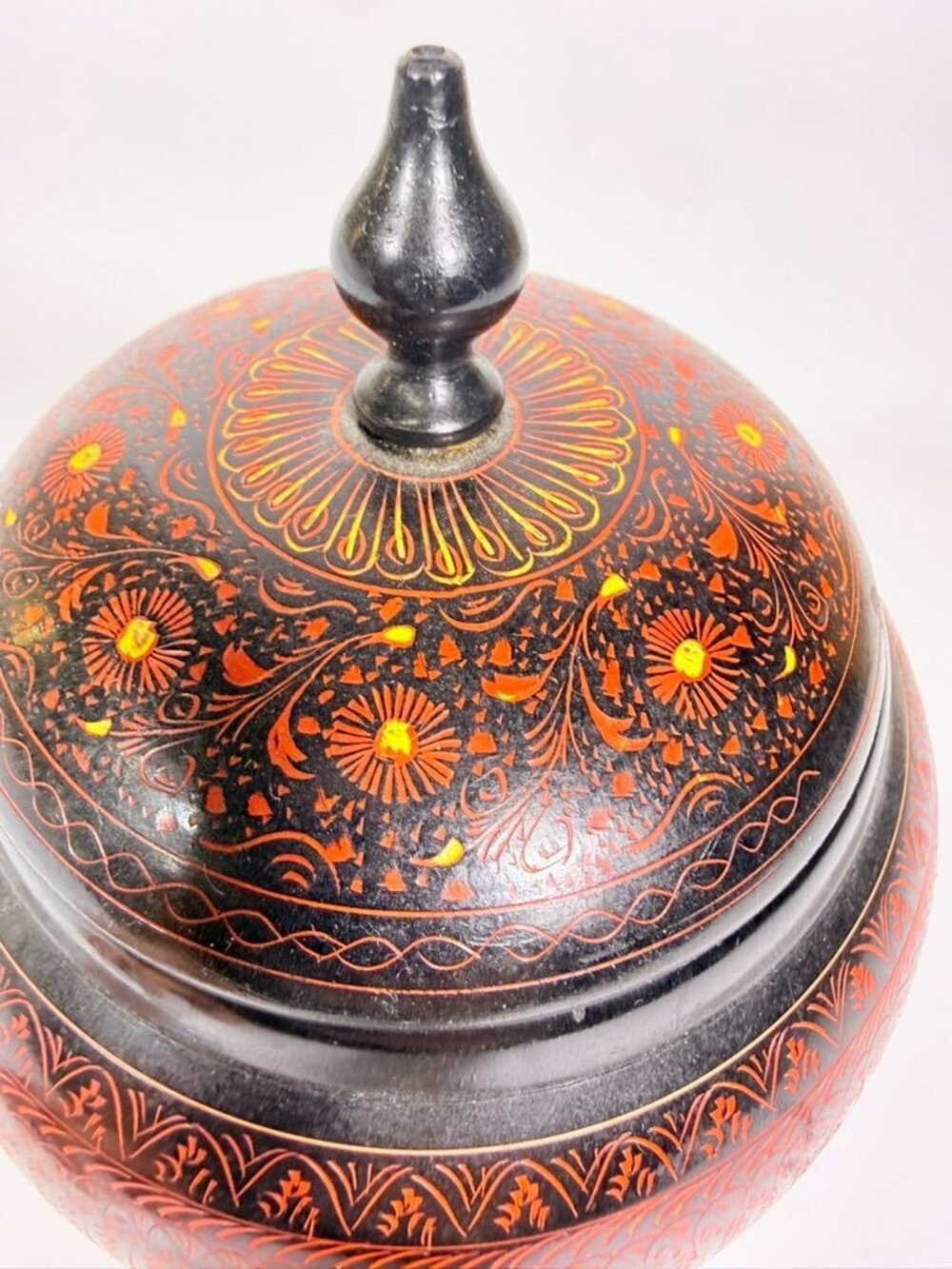 Jar Urn Canister Hand Carved Wooden Lacquer Pakistan Naqashi Turkish Handcrafted - Picture 13 of 16